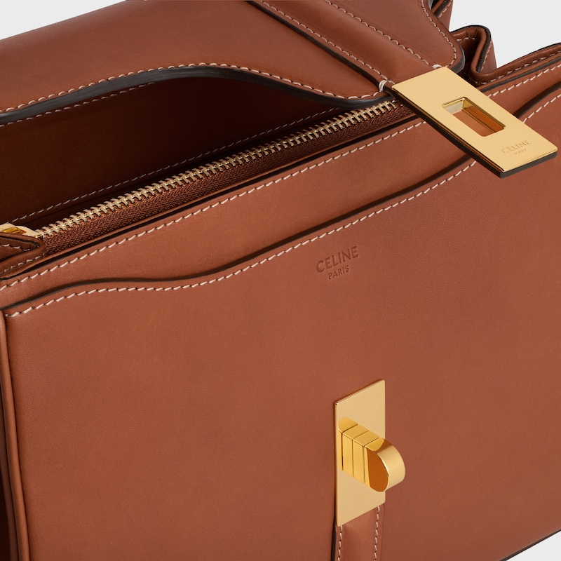 kleine 16er tasche aus naturbelassenem kalbsleder