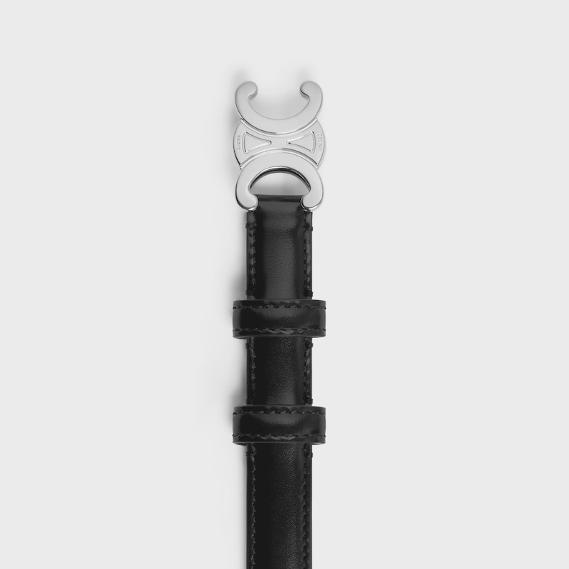 kleiner 18-mm-triomphe-gürtel aus taurillon-leder