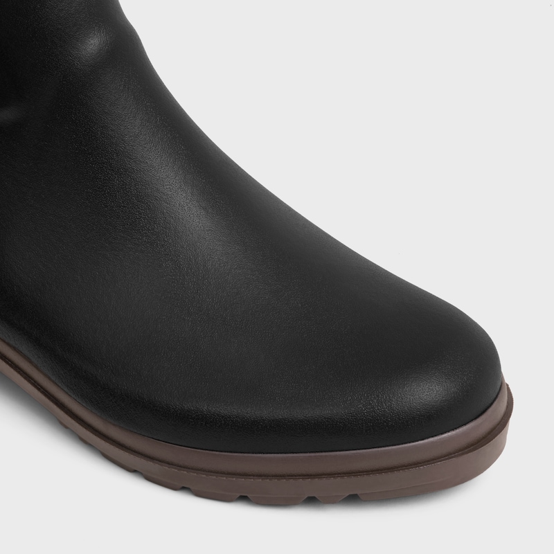 celine regenstiefel aus naturgummi