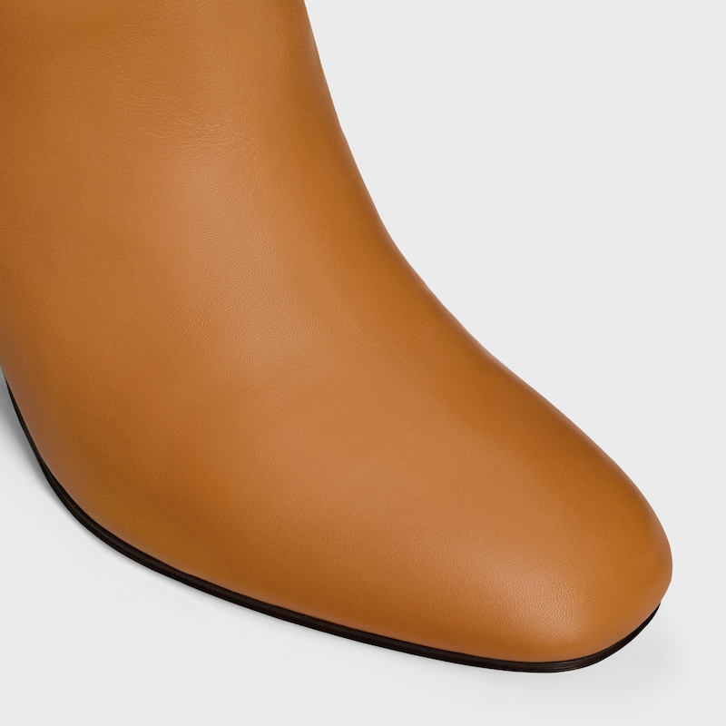 ikonisch - hoher stiefel aus kalbsleder
