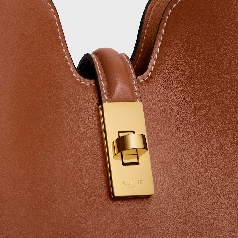 kleine camille 16 softbag aus glattem kalbsleder