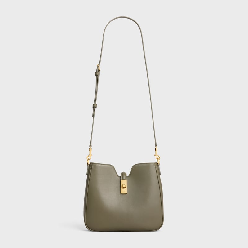 kleine camille 16 softbag aus glattem kalbsleder