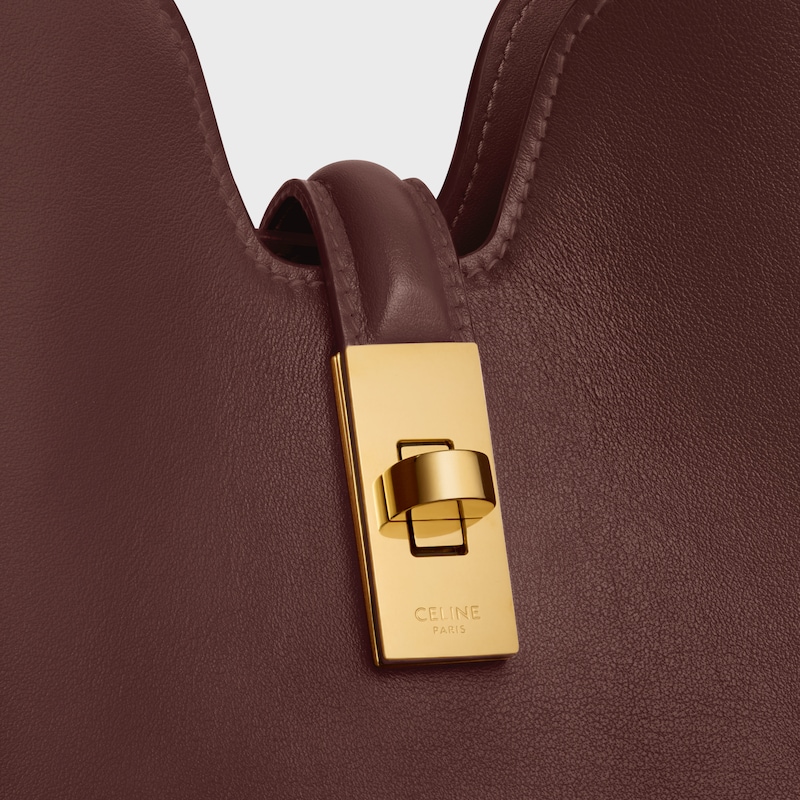 kleine camille 16 softbag aus glattem kalbsleder