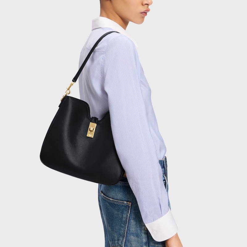 kleine camille 16 softbag aus glattem kalbsleder