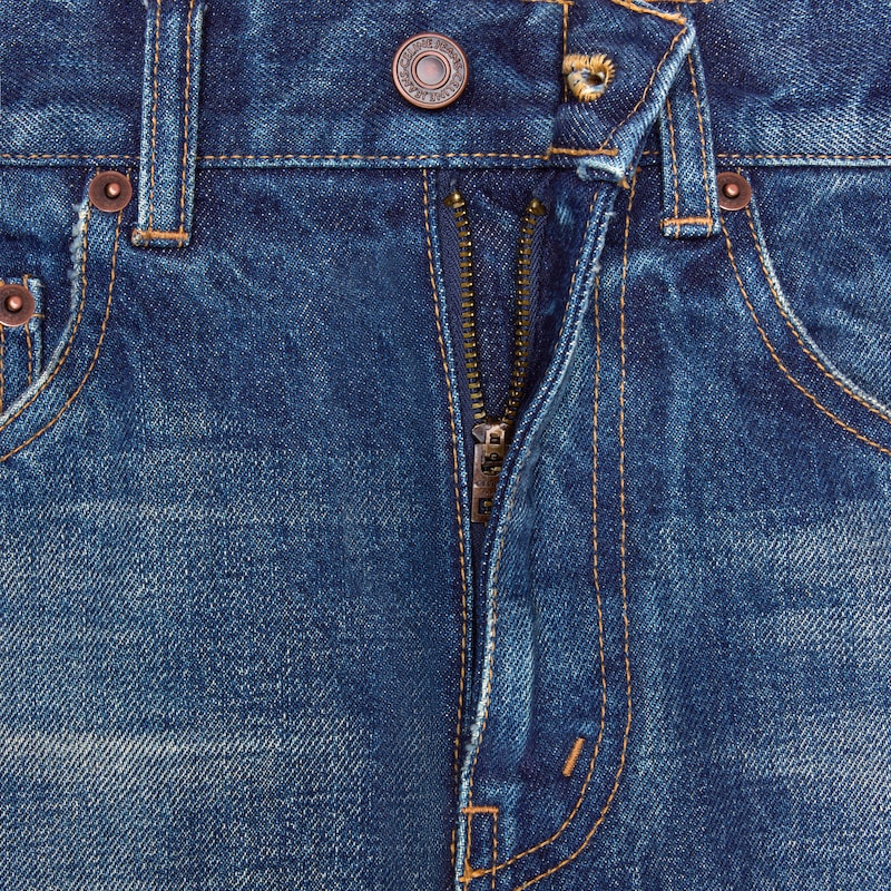 bootcut-jeans aus dunklem union wash denim