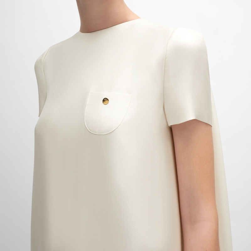 kleid aus seidenorganza