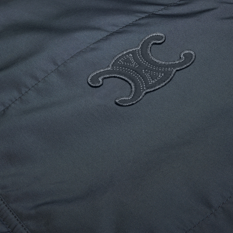 triumphe jacke aus nylon