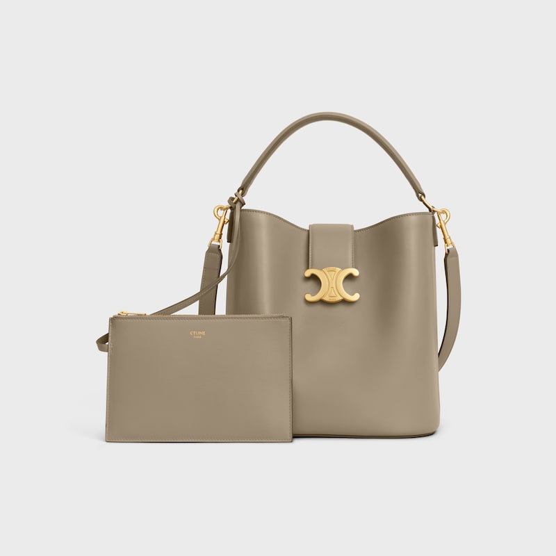 mittelgrosse bucket louise aus glattem kalbsleder