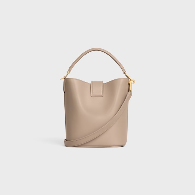 kleiner bucket louise aus glattem kalbsleder