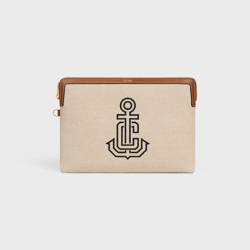 kleine tasche mit trageriemen aus textil mit ankerstickerei und kalbsleder