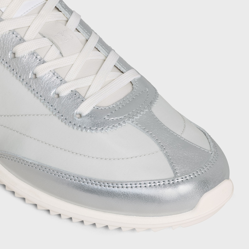 celine racer - niedriger sneaker mit triomphe-motiven aus nylon laminiertem kalbsleder und kalbsleder