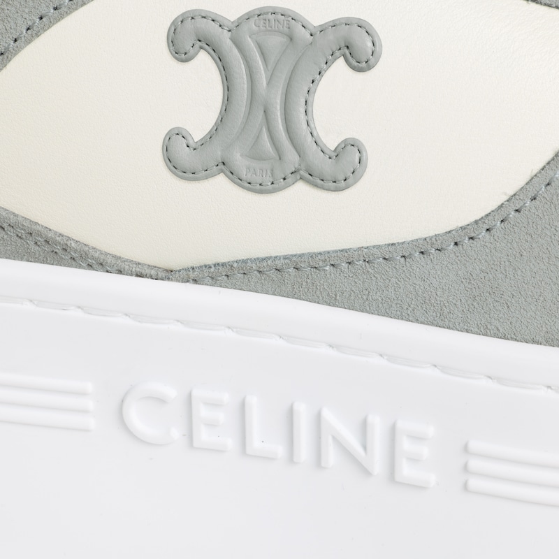 block wedge sneaker mit triomphe-patch aus kalbsleder und wildleder