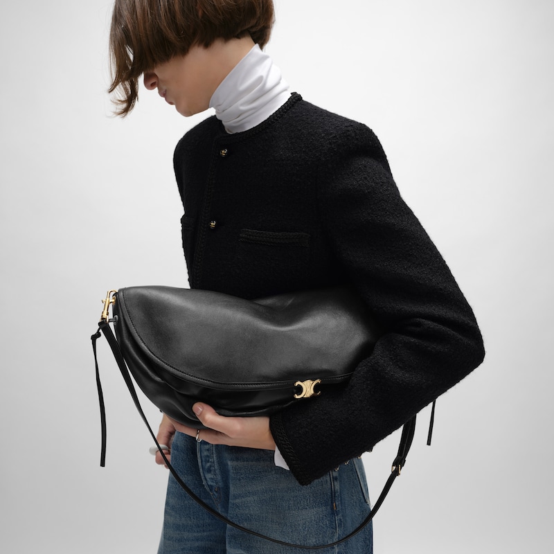 halfmoon soft triomphe tasche aus geschmacksrichtigem glÄnzendes lammleder