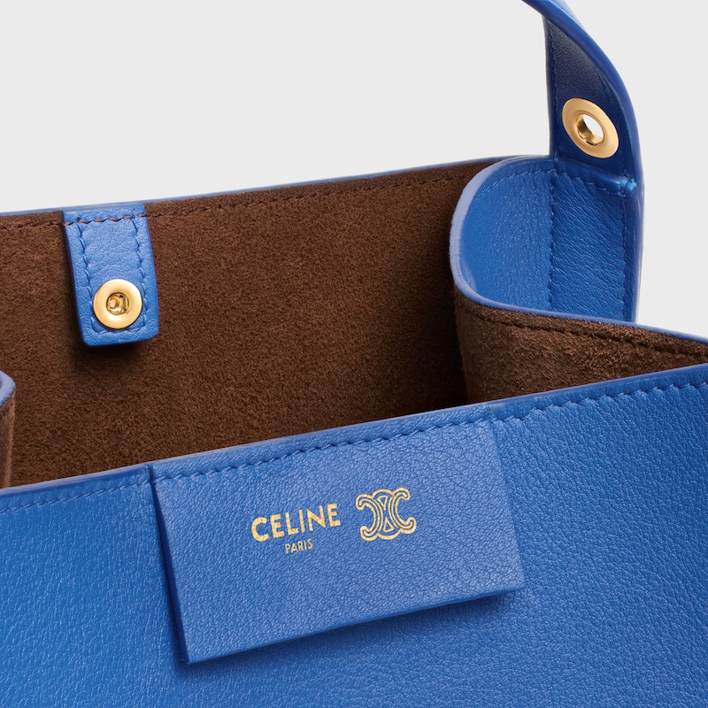kleine cubo-tasche aus geschmacksfestem kalbsleder