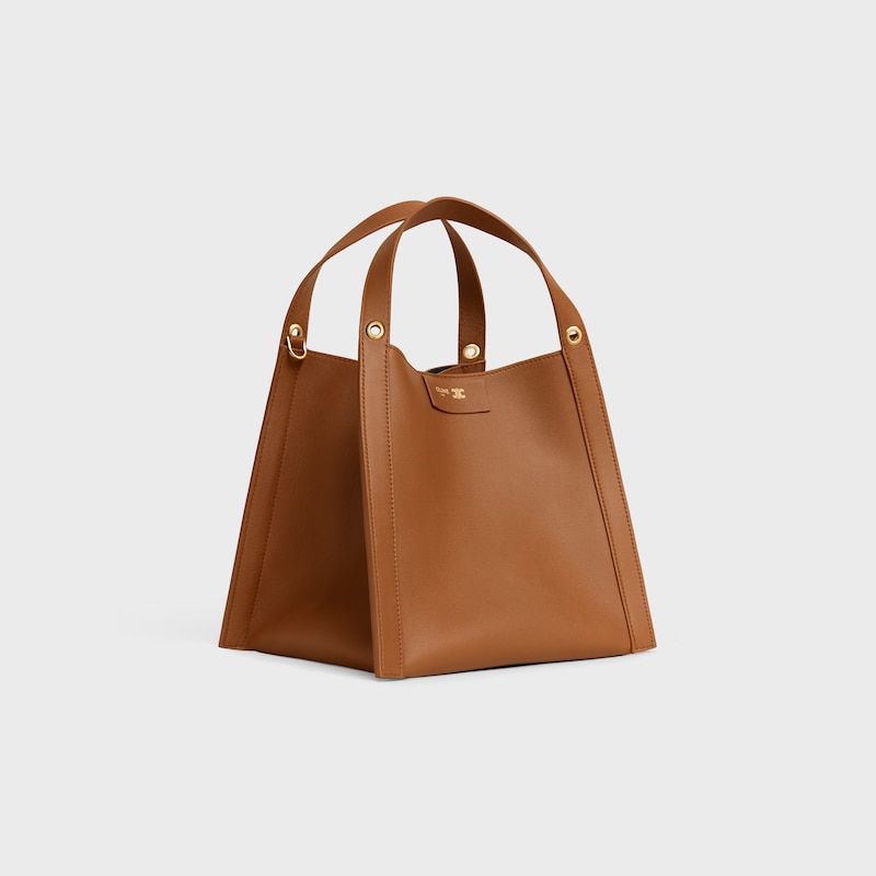 kleine cubo-tasche aus geschmacksfestem kalbsleder