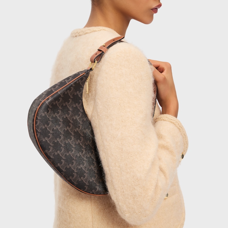 ava tasche aus triumphe canvas und kalbsleder
