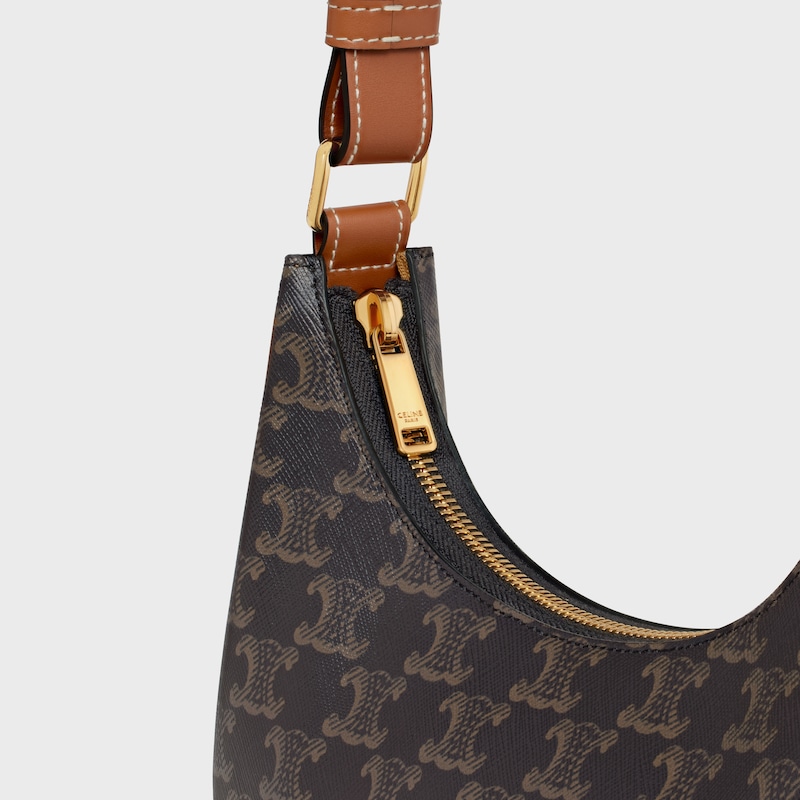 ava tasche aus triumphe canvas und kalbsleder