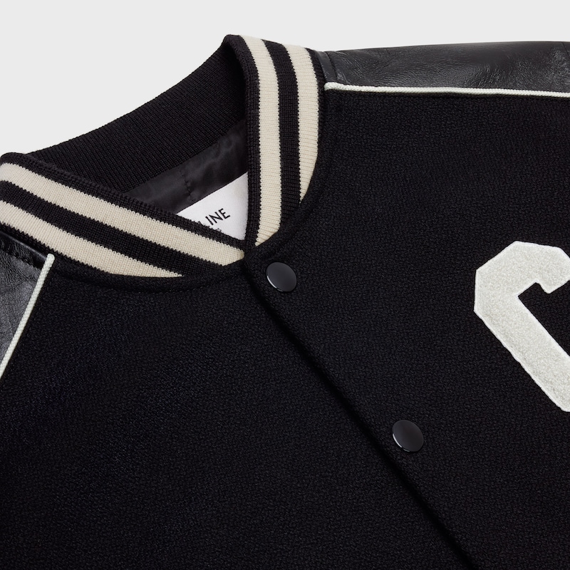 klassische teddyjacke aus strukturierter wolle