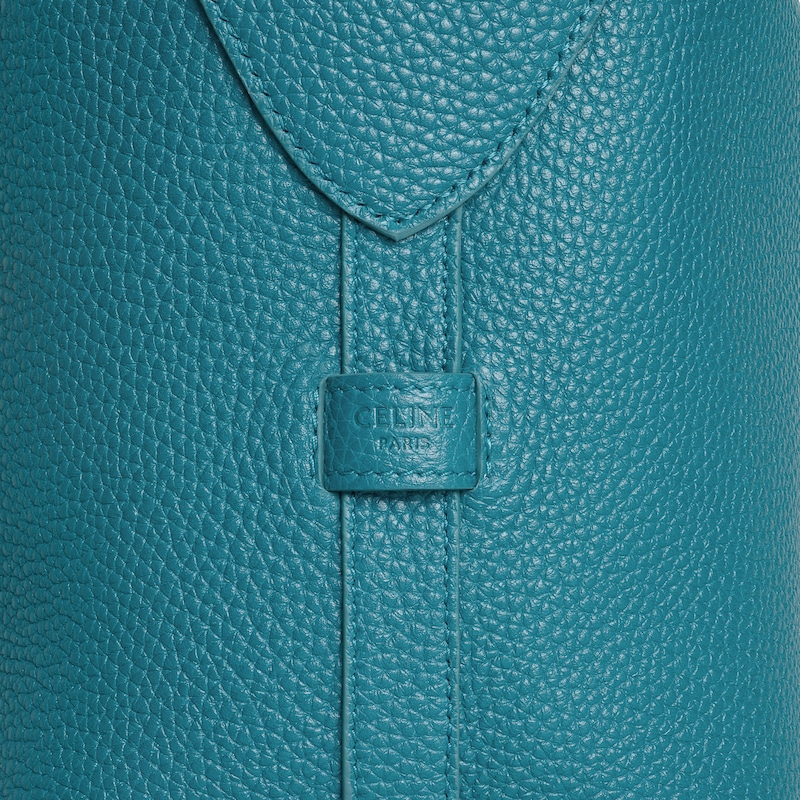 crossbody-tasche harry aus genarbtem kalbsleder