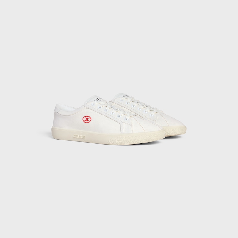 celine lou low schnÜrsneaker mit gesticktem triomphe-modus aus canvas und kalbsleder
